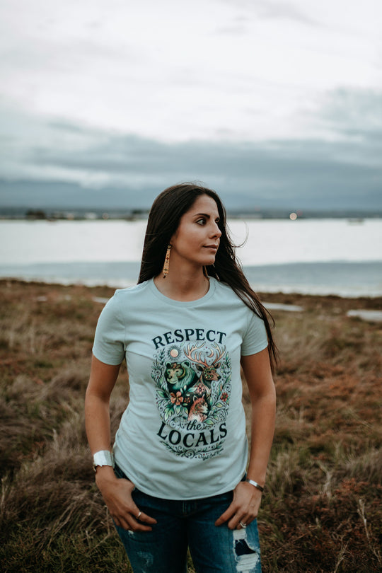 Forest Locals Ladies Relaxed Tee in Solid Athletic Grey