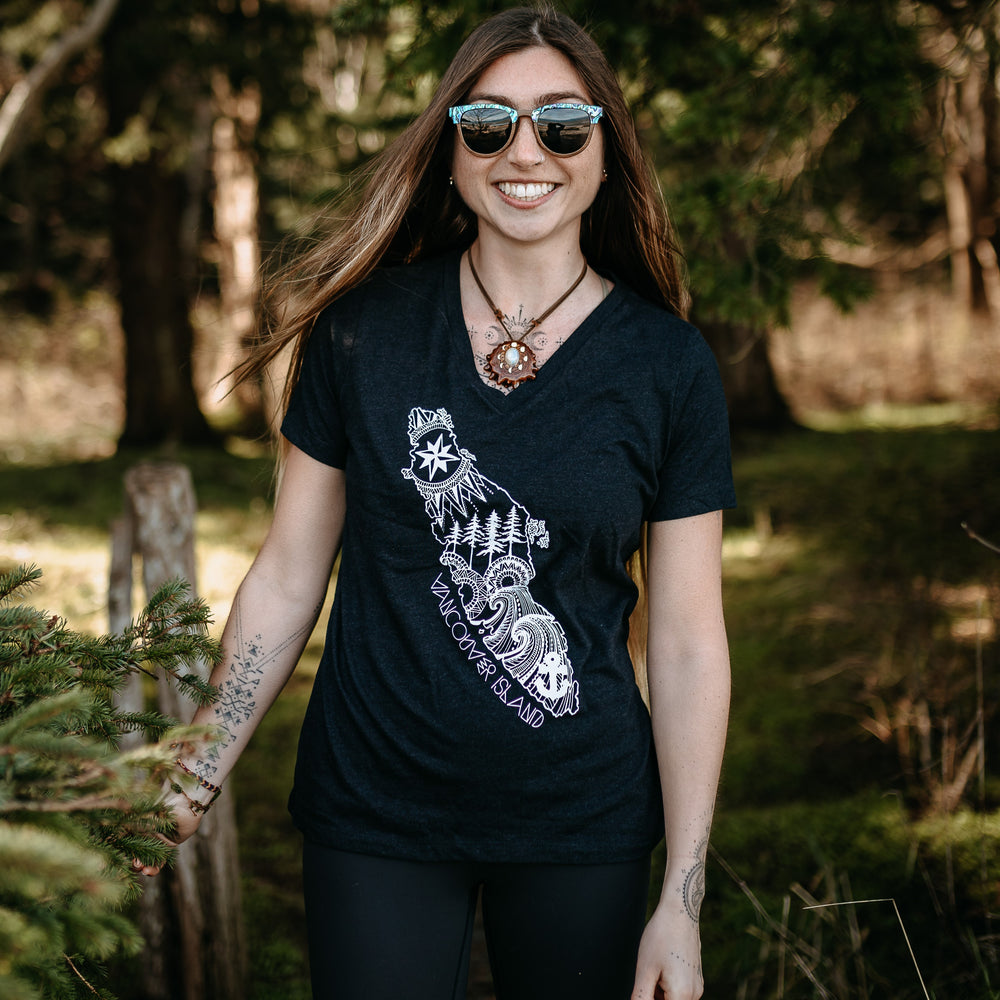 Vancouver Island Relaxed V-Neck Tee in Heather Black