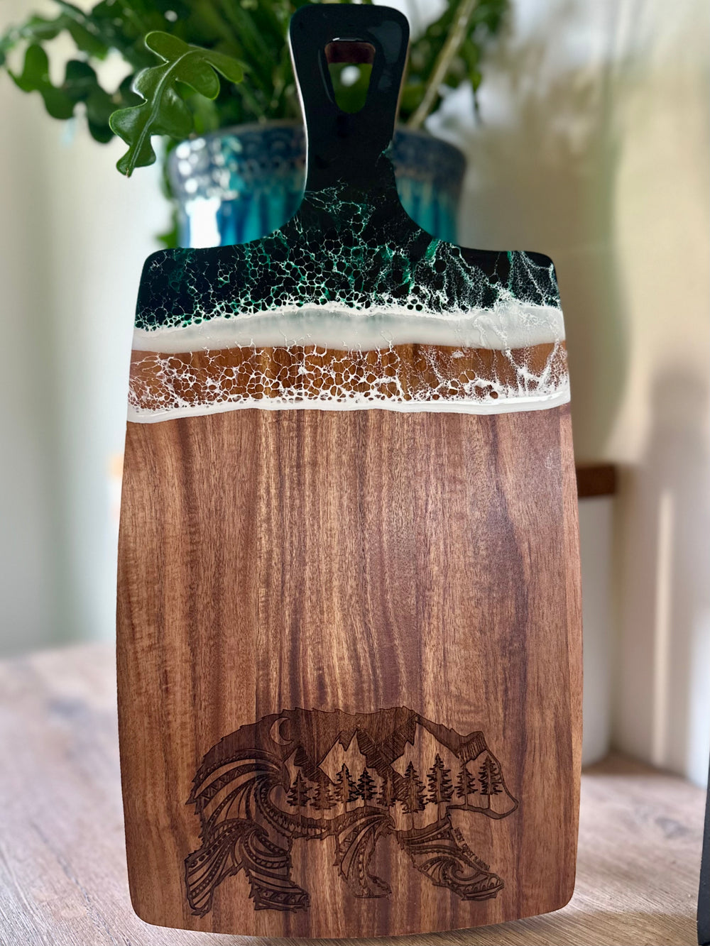 Acacia Wood & Resin Charcuterie Board - Nature Bear