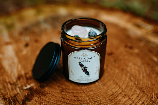 Island Escape "I Am Home" Affirmation Candle / feather
