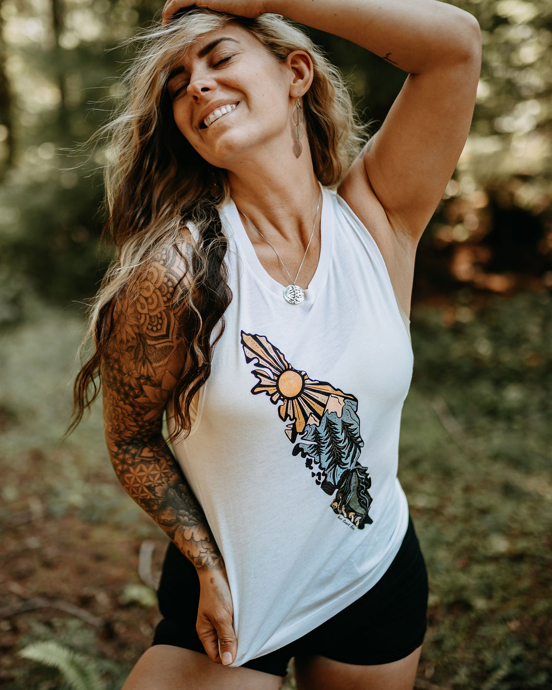 Colourful Nature Van Isle Muscle Tank in White