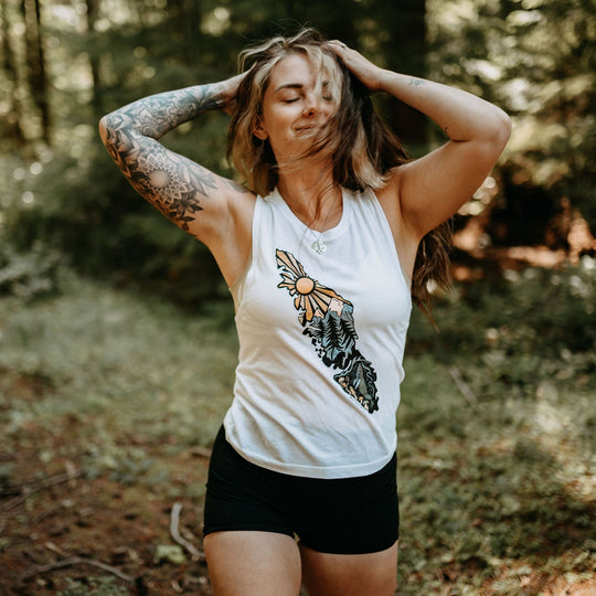 Colourful Nature Van Isle Muscle Tank in White