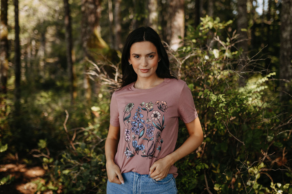 Flowers & Bees Relaxed Tee In Mauve