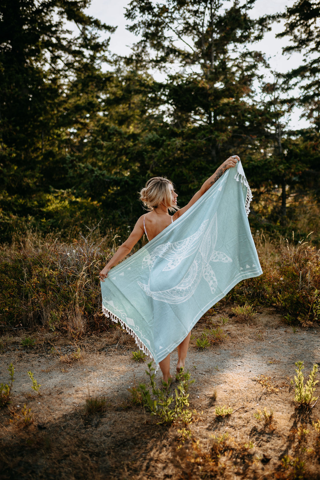 Seafoam Humpback Whales 100% Cotton Turkish Towel