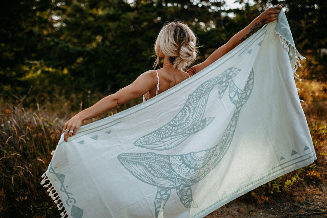 Seafoam Humpback Whales 100% Cotton Turkish Towel