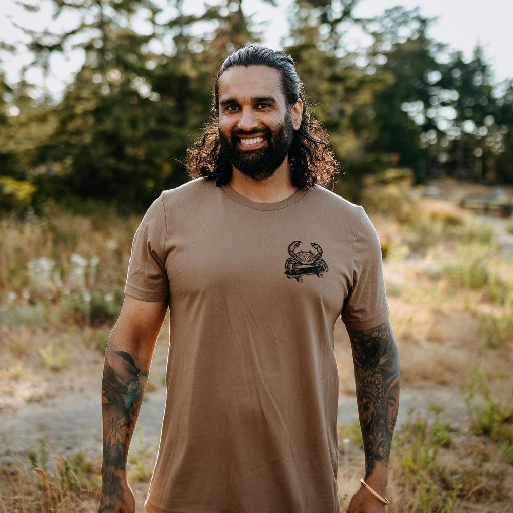 Rad Crab Tee in Vintage Brown
