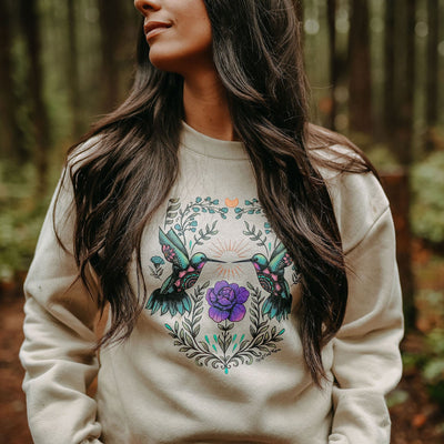 Cottage Hummingbird Oversized Sweatshirt in Bone