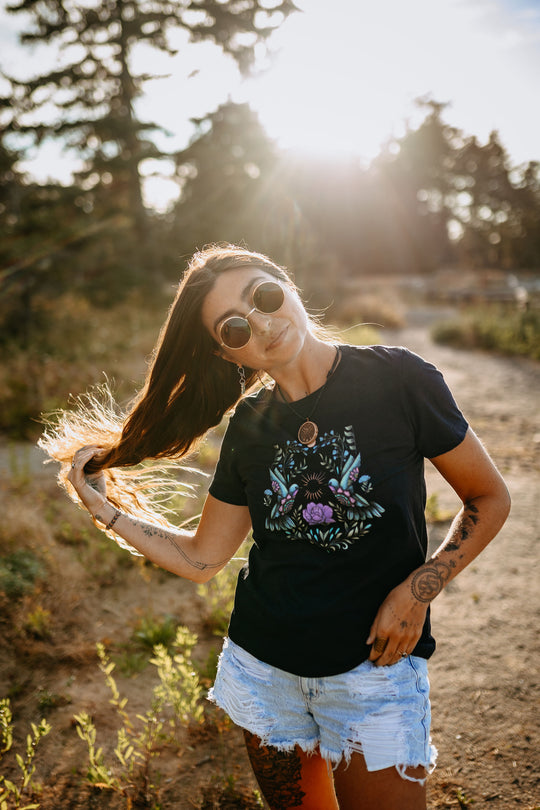 Cottage Hummingbird Relaxed Tee in Heather Black