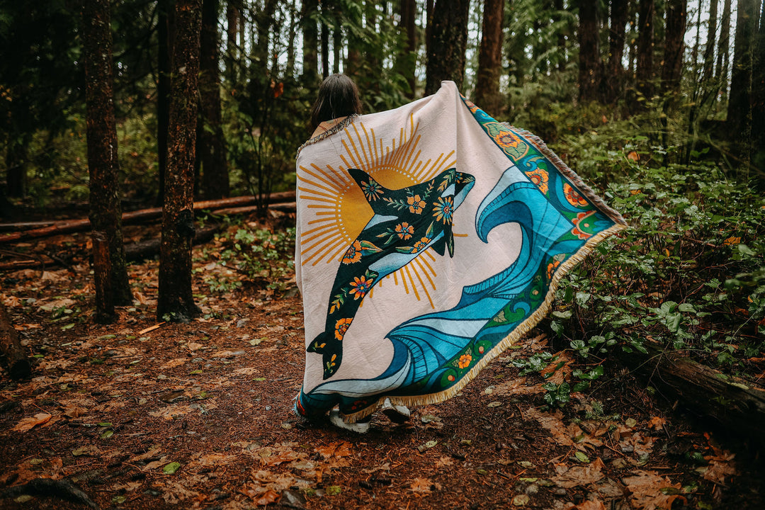 Retro Orca 100% Cotton Woven Blanket