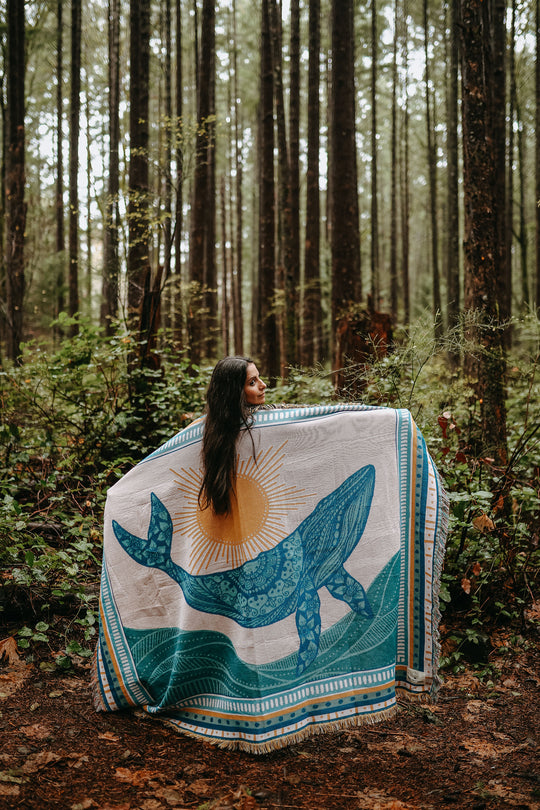 Sunrise Humpback 100% Cotton Woven Blanket