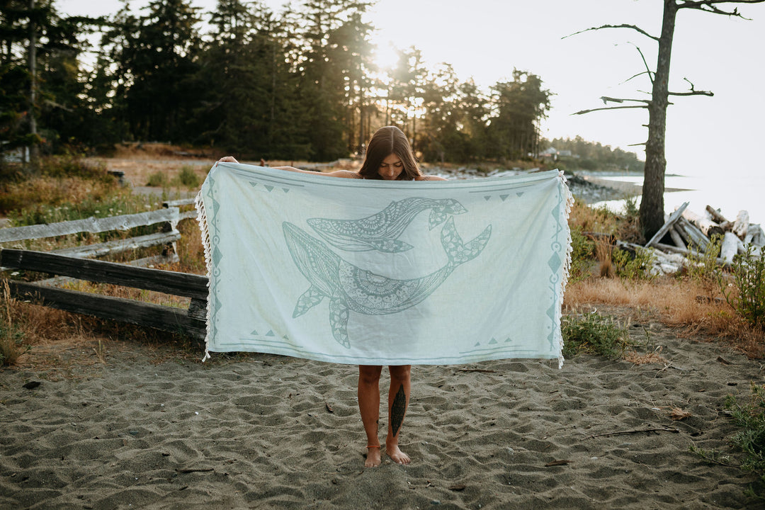 Seafoam Humpback Whales 100% Cotton Turkish Towel