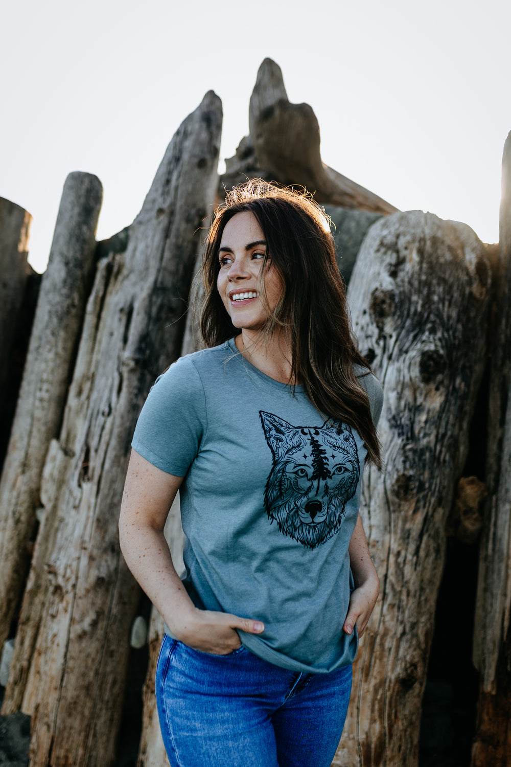 Nature Wolf Relaxed Tee in Heather Blue Storm