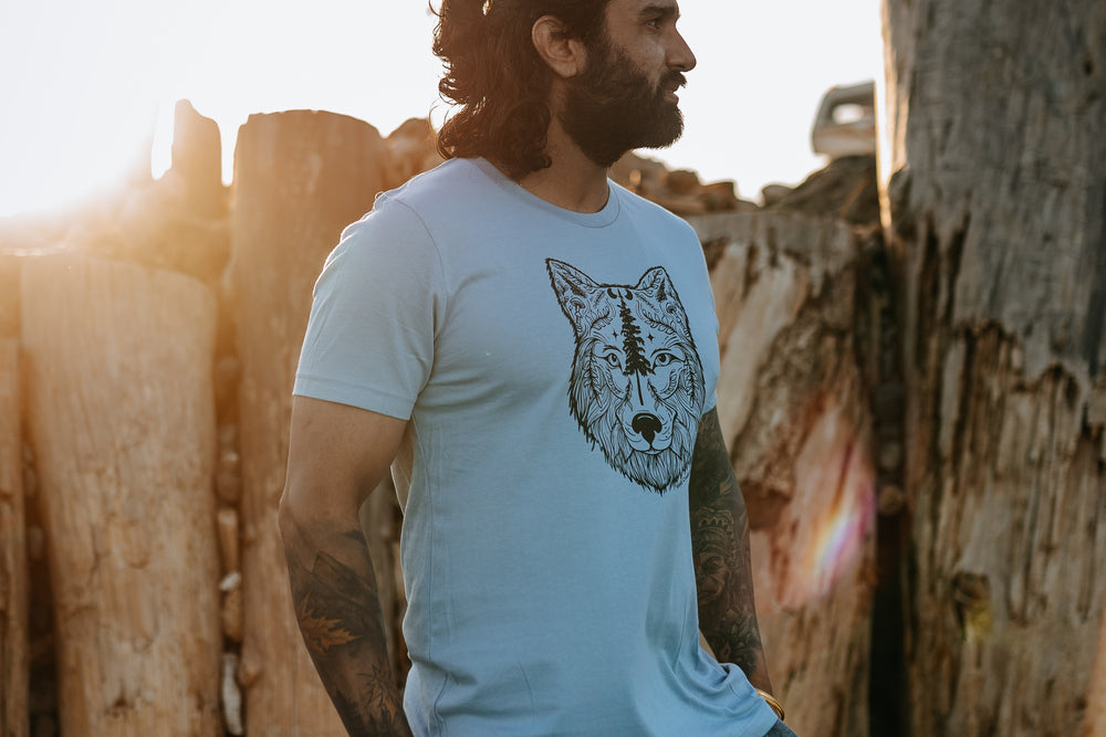 Nature Wolf Tee in Vintage Denim
