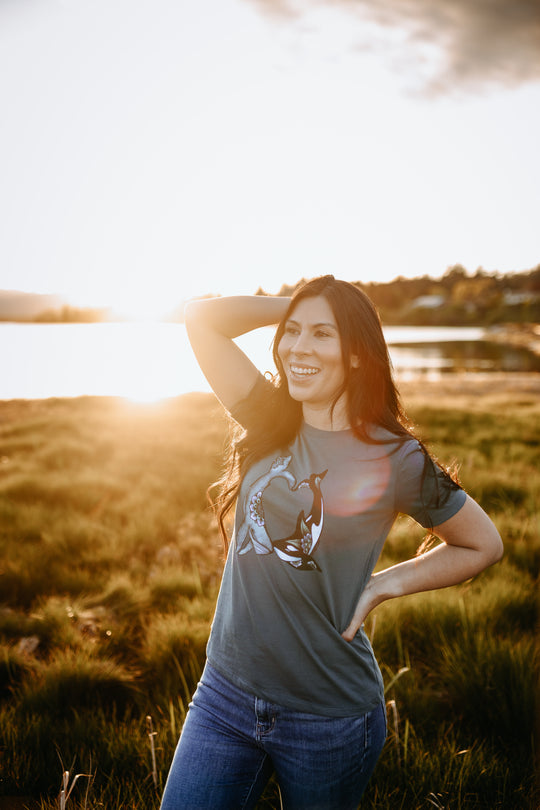 Colourful Whale Heart Relaxed Tee In Vintage Navy