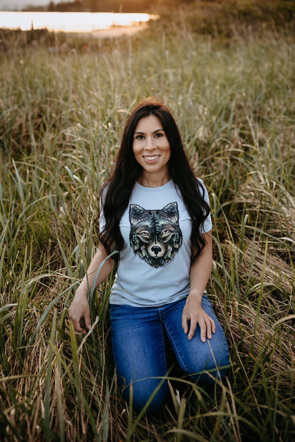 Colourful Nature Wolf Relaxed Fit Tee In Solid Athletic Grey