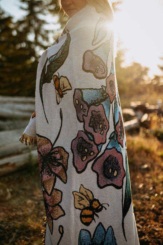 West Coast Wildflowers & Bees 100% Cotton Woven Blanket