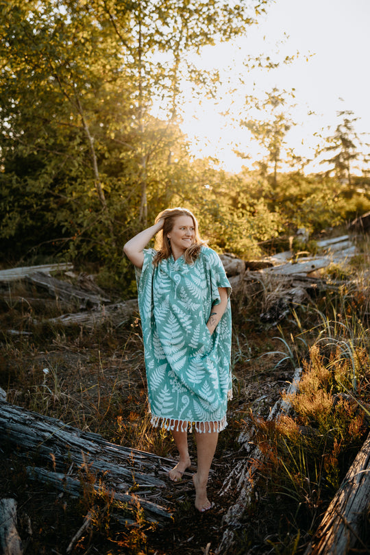 Rainforest Fern Hooded Poncho- Moss Green