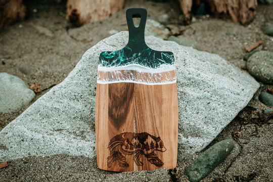Acacia Wood & Resin Charcuterie Board - Nature Bear