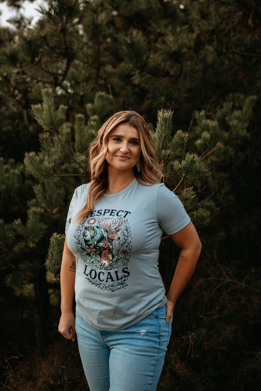Forest Locals Ladies Relaxed Tee in Solid Athletic Grey