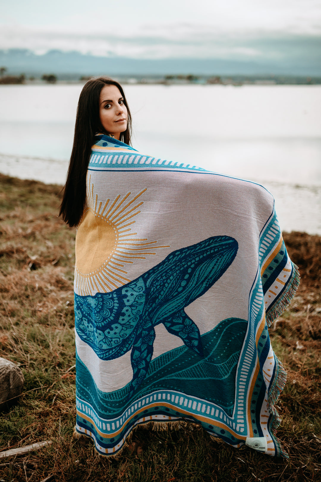Sunrise Humpback 100% Cotton Woven Blanket