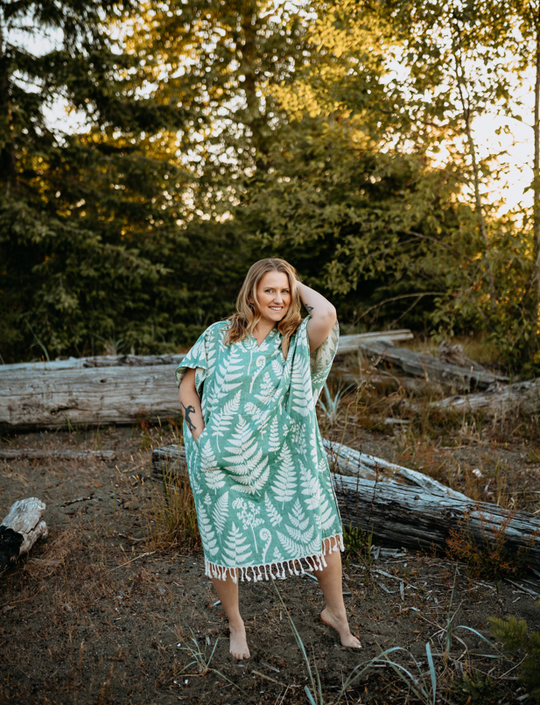 Rainforest Fern Hooded Poncho- Moss Green