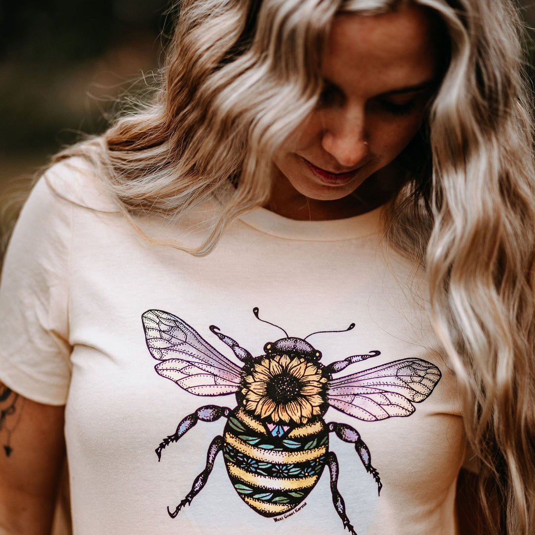 Colourful Sunflower Bee Relaxed Fit Tee in Natural