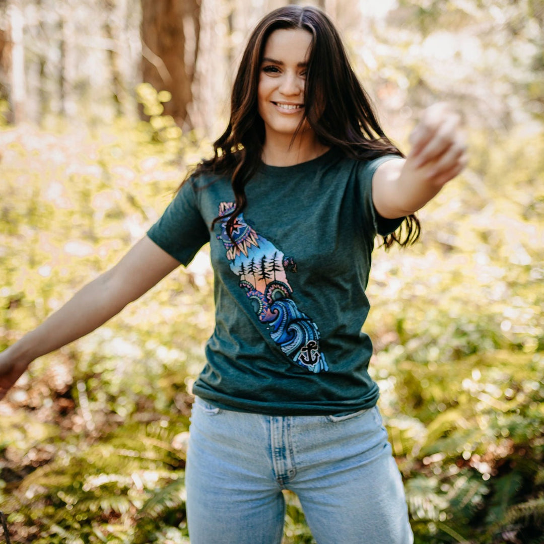 Colourful Vancouver Island Unisex Tee in Heather Forest