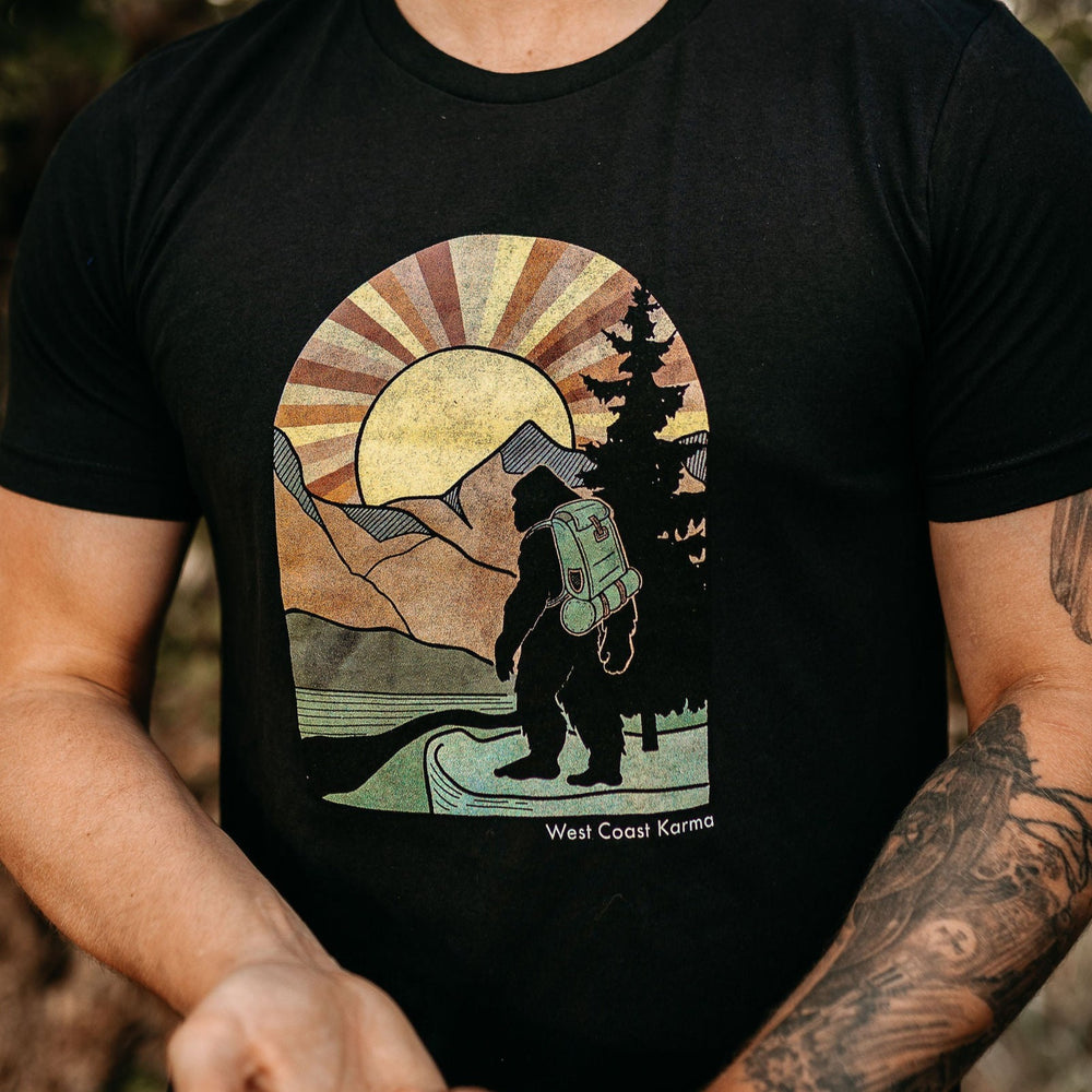 Retro Hiking Sasquatch Men's Tee in Vintage Black