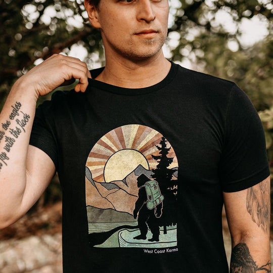 Retro Hiking Sasquatch Men's Tee in Vintage Black