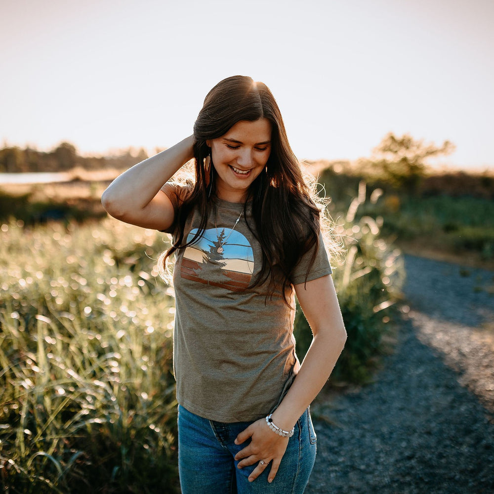 Retro Tree Relaxed Fit Tee in Olive Green