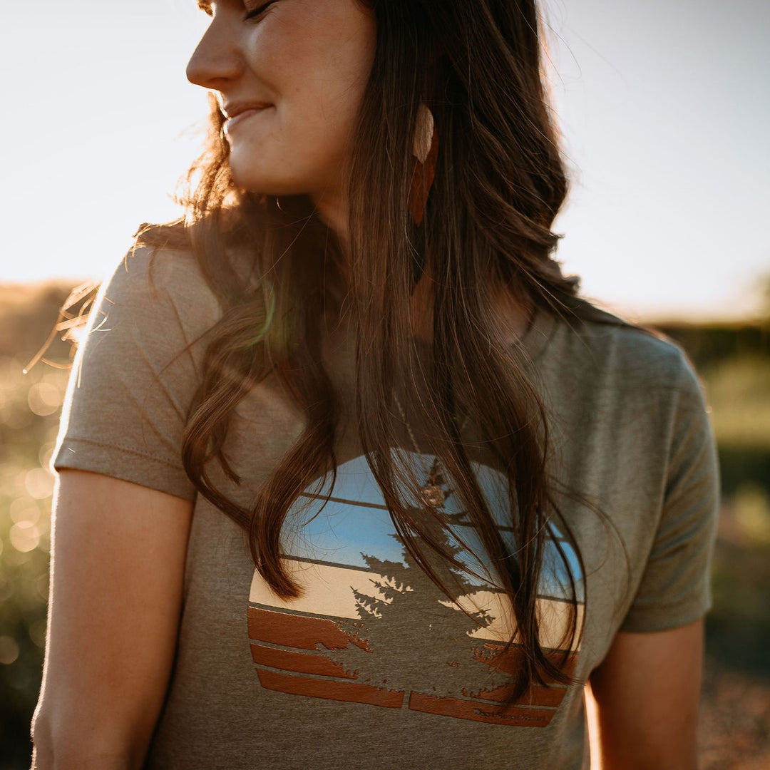 Retro Tree Relaxed Fit Tee in Olive Green