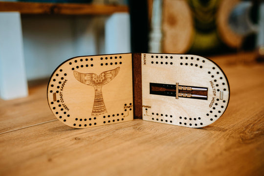 Pocket Whale  Travel Crib Board